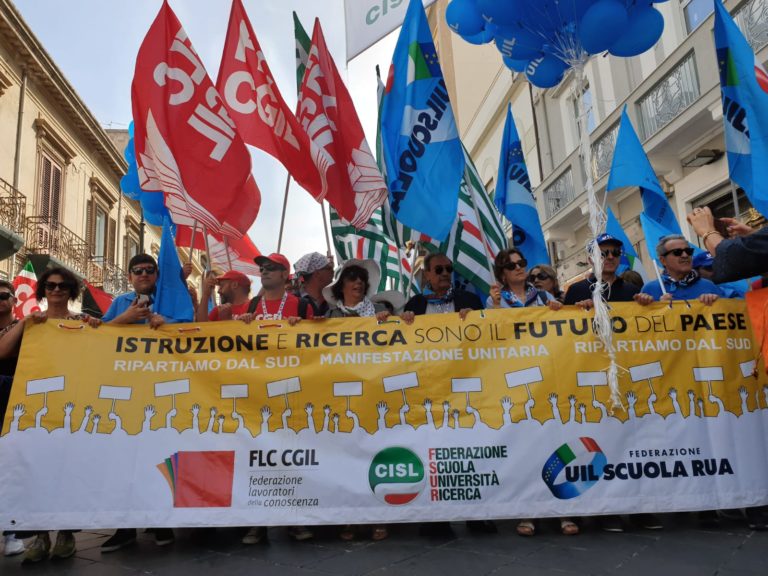 Le Segreterie Regionali della Campania FLC CGIL, CISL SCUOLA e UIL SCUOLA RUA incontrano la Responsabile Nazionale Scuola del Partito Democratico On. Camilla Sgambato